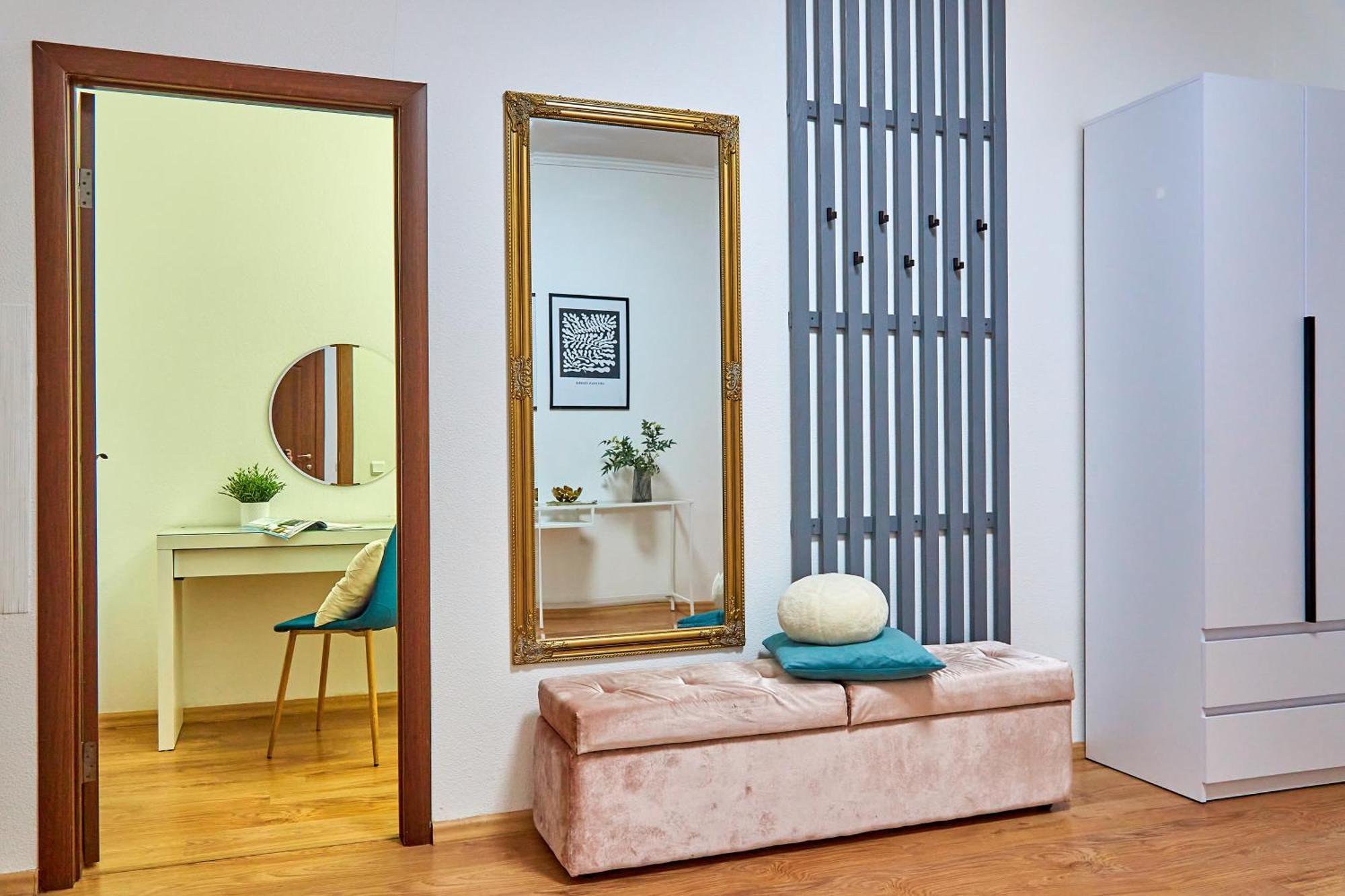 Elegant Lux Apartment In Central Square Moekatsjeve Buitenkant foto