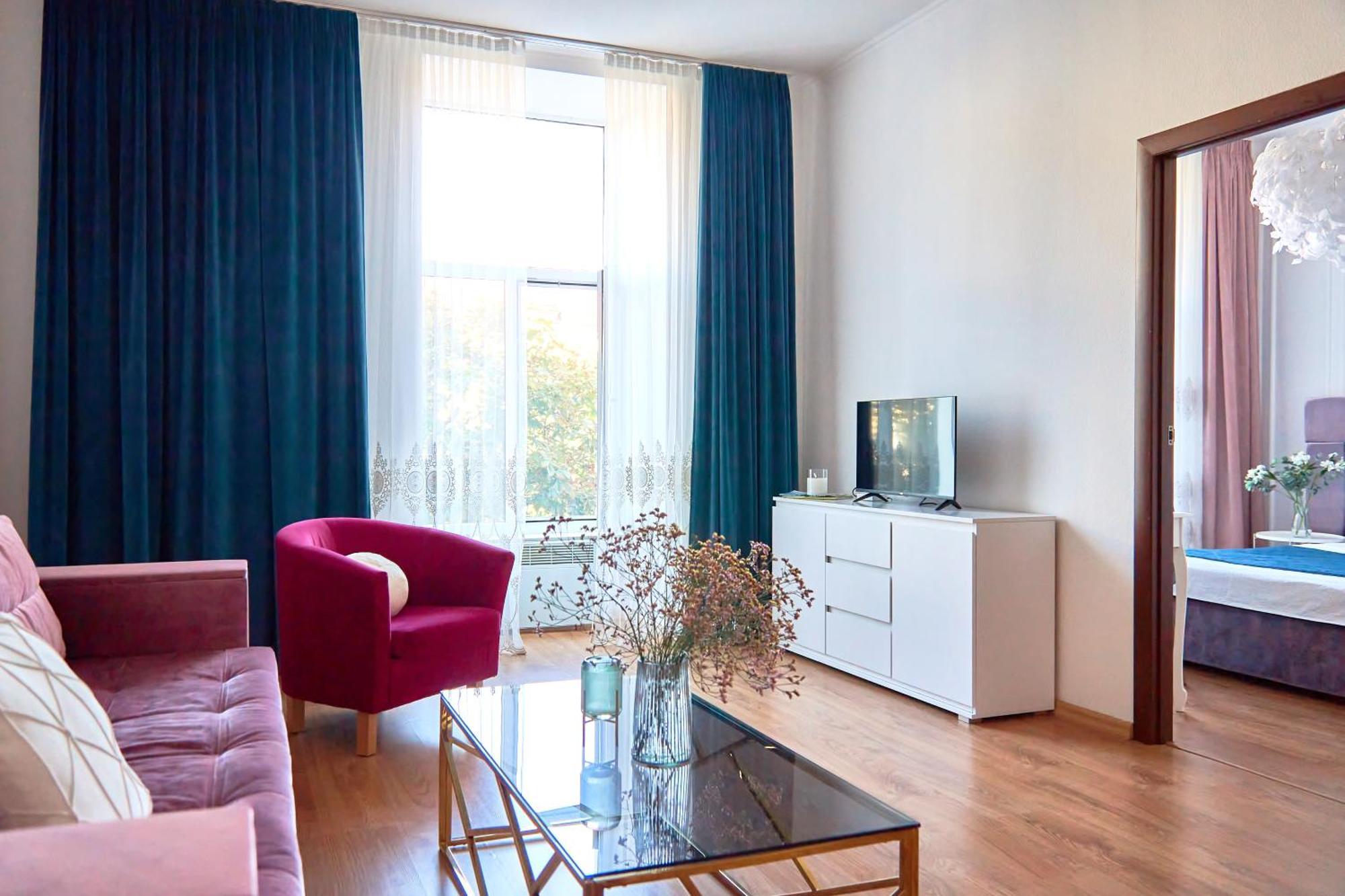 Elegant Lux Apartment In Central Square Moekatsjeve Buitenkant foto