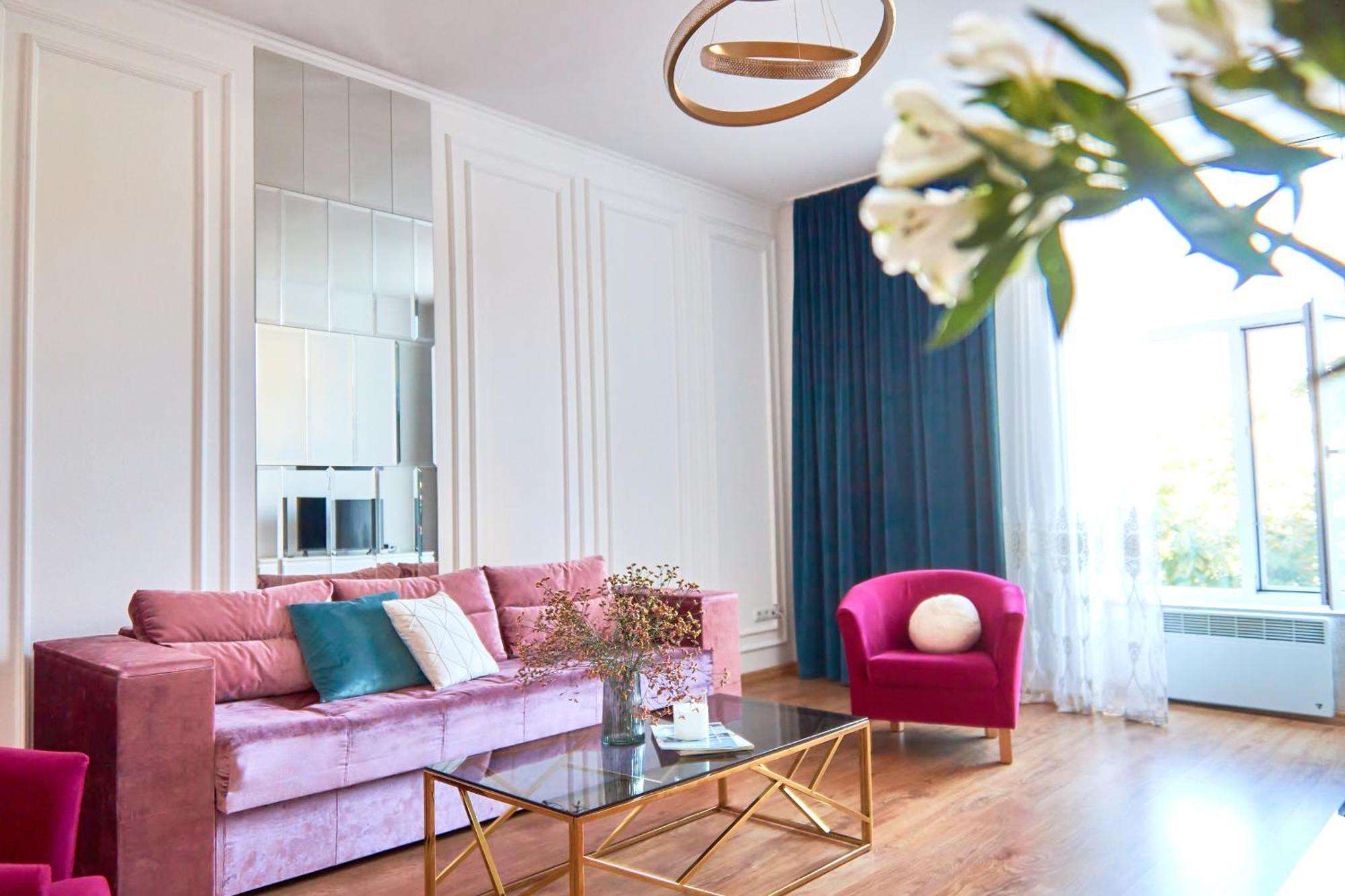 Elegant Lux Apartment In Central Square Moekatsjeve Buitenkant foto