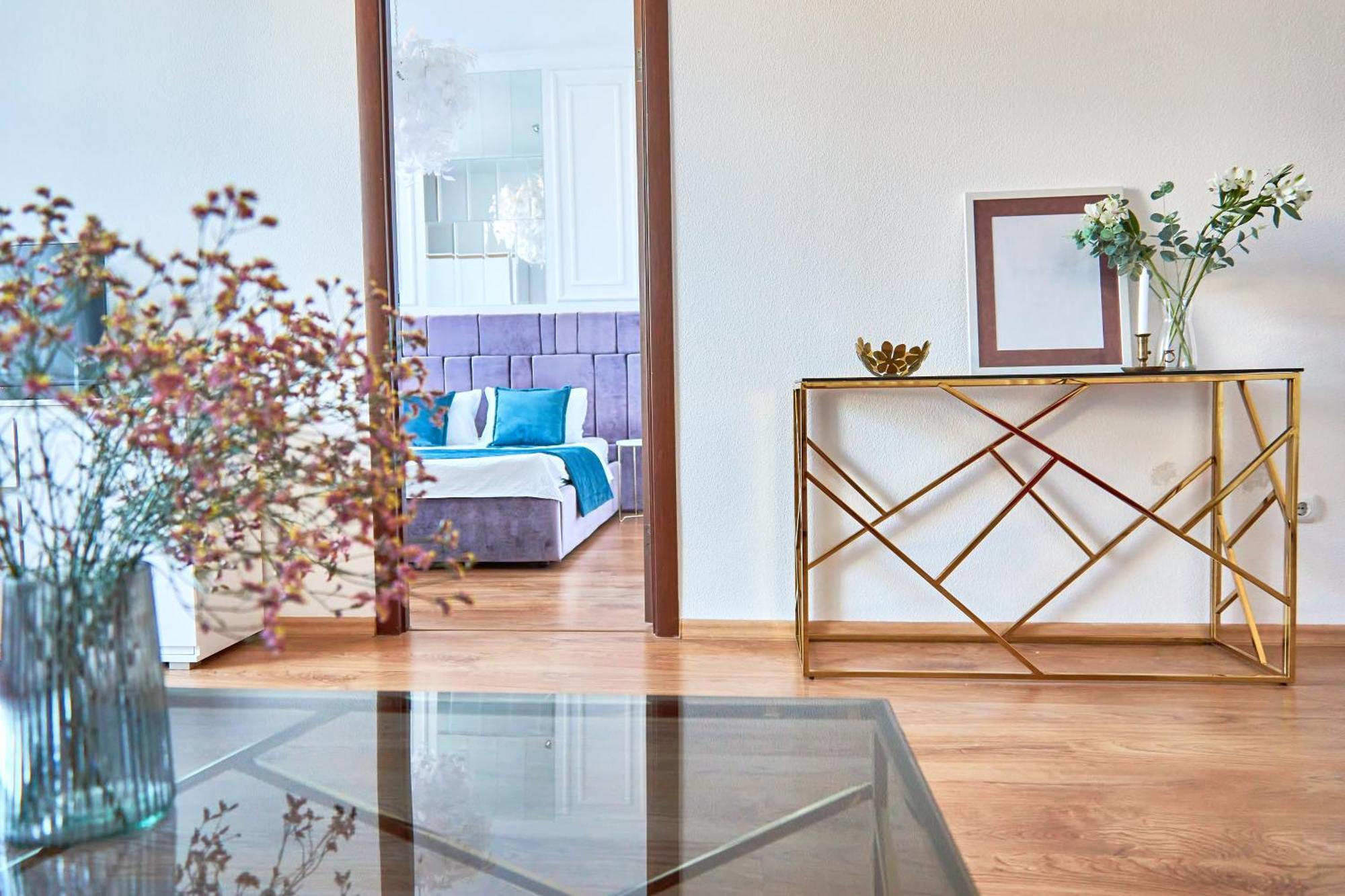 Elegant Lux Apartment In Central Square Moekatsjeve Buitenkant foto